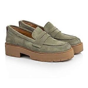 NWT $186 Women's size 10 Geox Spherica Sage Green Platform Lug Loafers